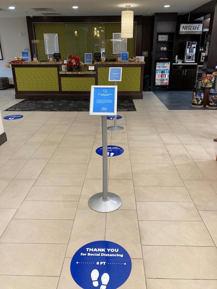 Hilton Garden Inn Lawton-Fort Sill מראה חיצוני תמונה