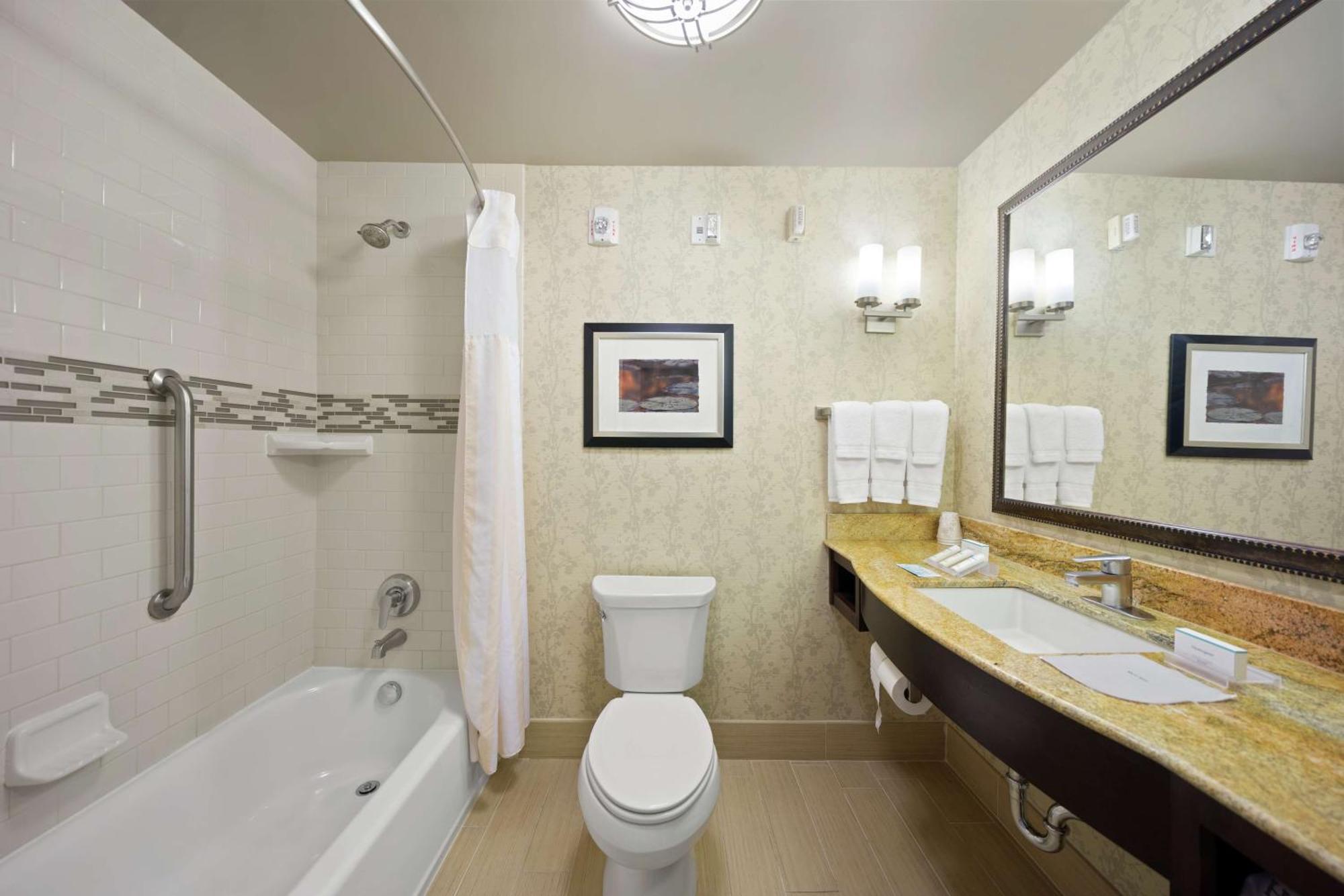 Hilton Garden Inn Lawton-Fort Sill מראה חיצוני תמונה
